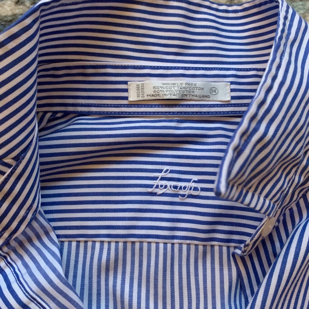 FoxCroft Button Down - Picture 3 of 4